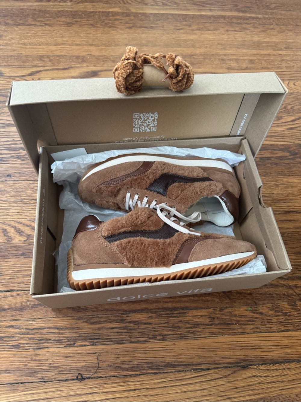Dolce Vita Men's Tan & Brown Suede Shearling Runner Sneakers